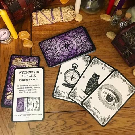 Lunar witch divination cards